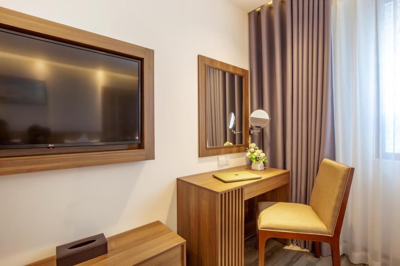 Merlot Hotel На Транг Екстериор снимка