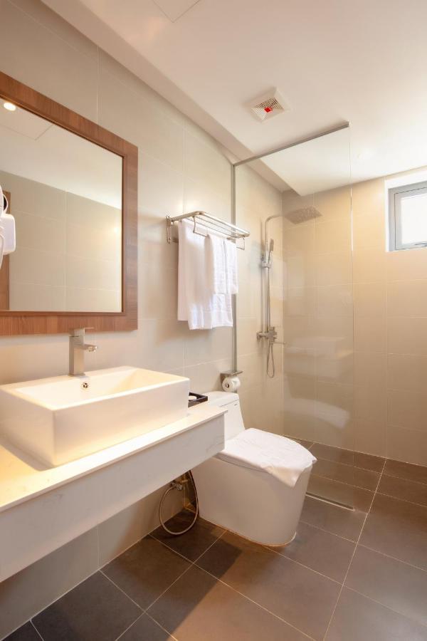 Merlot Hotel На Транг Екстериор снимка