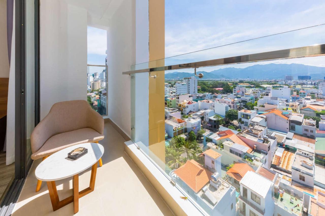 Merlot Hotel На Транг Екстериор снимка