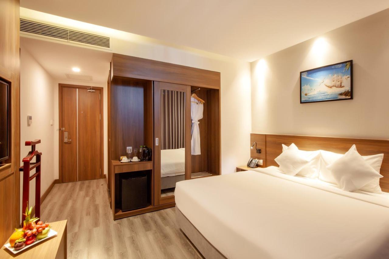Merlot Hotel На Транг Екстериор снимка